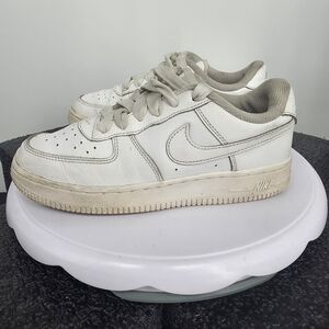 Nike Air Force 1 Low LE Triple White PS DH2925-111 Youth Size 2Y Shoes